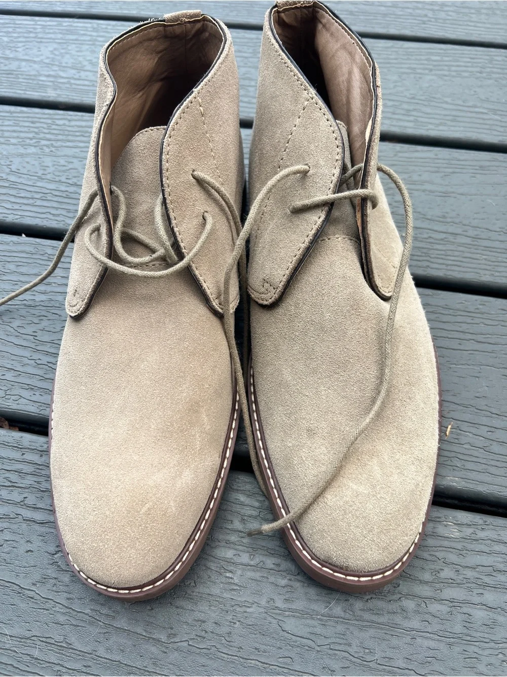 Banana Republic Men's Suede Chukka Boots in Beige